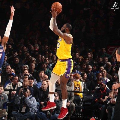 与与禁区占 与与禁区占