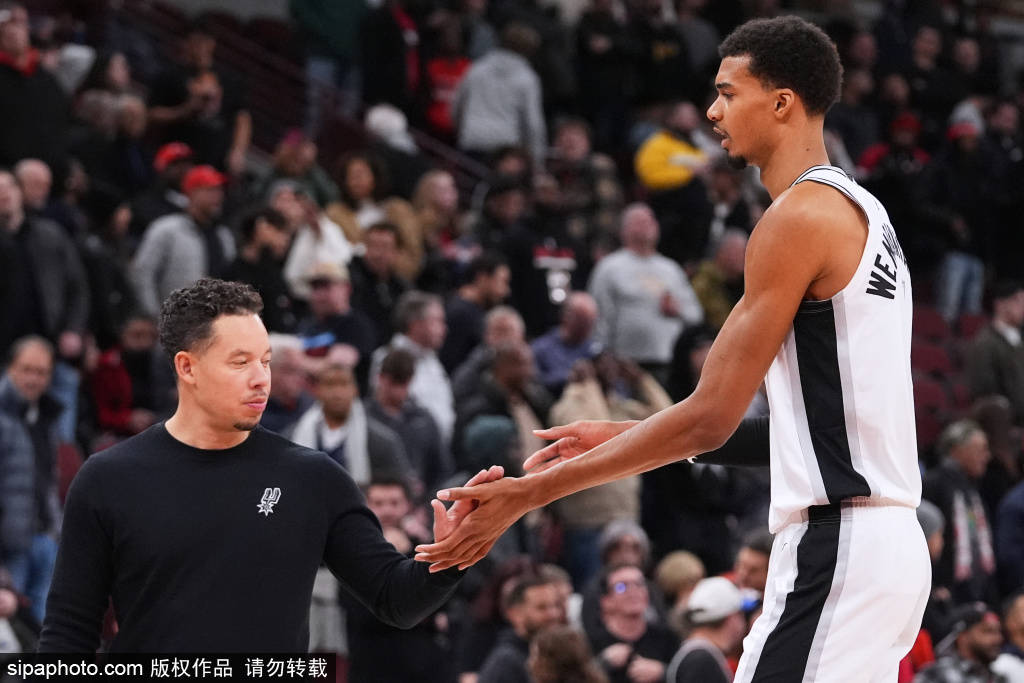 男队则强势 男队则强势